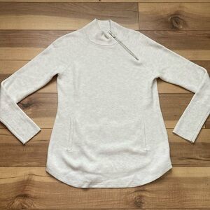 Tahari Off White Tunic Mock Neck Sweater